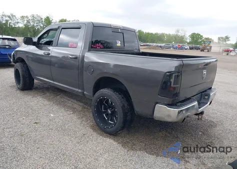 2018 Ram 1500 из США, поврежденный, VIN 3C6RR7LT9JG176304